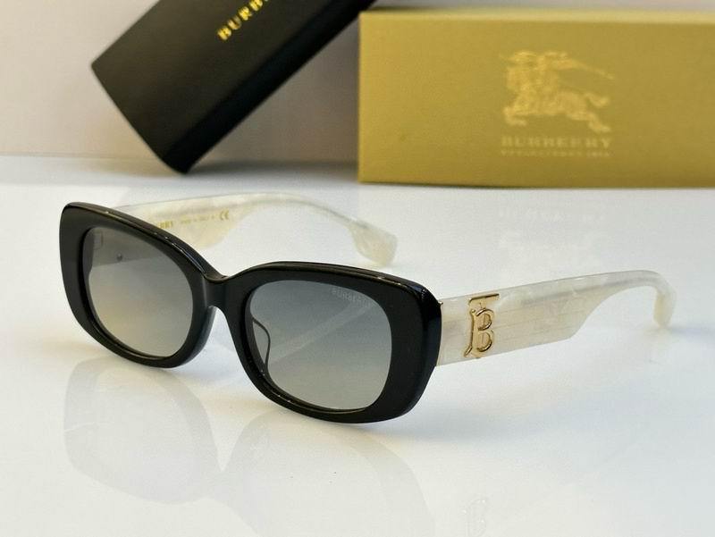 Burberry Sunglasses 86